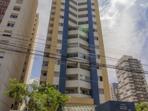 Apartamento na Rua Frei Caneca 750