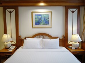 Bliston Suwan Park View