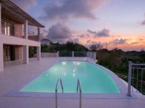 Vryonis Villa