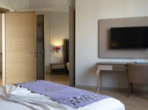 Ladies Beach Suit Otel