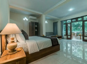 Vaneka Garden House