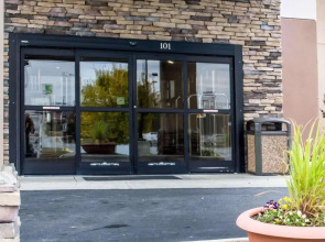 Country Inn & Suites by Radisson, Roanoke Rapids, NC