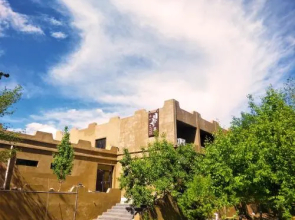 Dunhuang Jinshe Times Yododo Inn