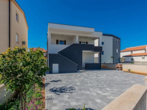 Apartment Mutak