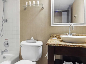 Radisson Hotel La Crosse