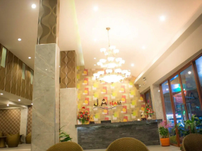 Collection O JA Siam City