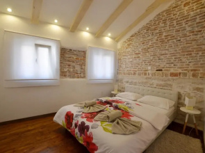 Grisia Attick in Rovinj