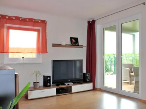 kleines Ferienhaus am Feldrand