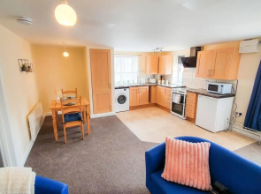 Captivating 1-bed Apartment in Stroud
