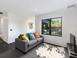 River Retreat - Taupo Holiday Home