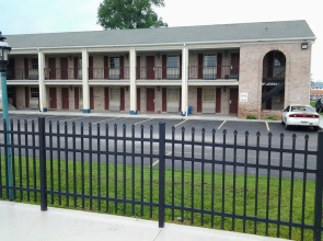 Hanover Hotel & Banquet Center