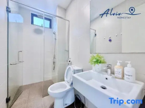 Atlantis Melaka I 5-11Pax I 5Min JonkerSt BY Alviv Management