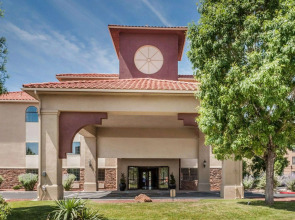 Quality Inn & Suites Albuquerque West