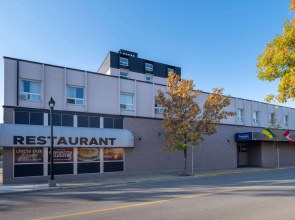 Travelodge by Wyndham Prince Albert