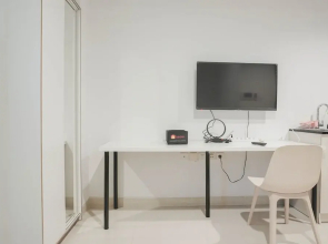 Gorgeous And Cozy Studio At West Vista Apartment