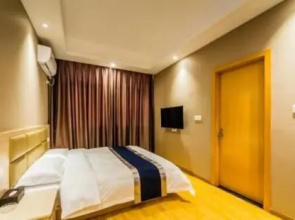 Crown Holiday Inn