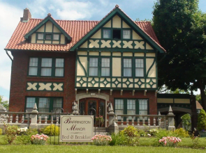 Barrington Manor Bed and Breakfast