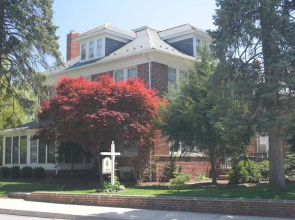Red Lion Bed & Breakfast