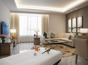 Al Jaddaf Rotana Suite Hotel