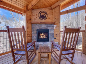 Lasting Impressions, 3 Bedroom, Hot Tub, Fireplace, Pets, WiFi, Sleeps 12