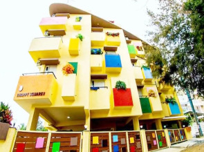 Rainbow Service Apartment