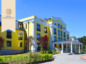 Hotel Golden Palace