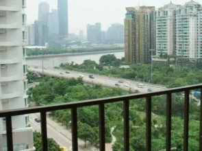 She & He Apartment - Zhujiang New Offshore