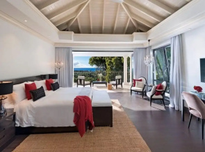 Villa Elsewhere