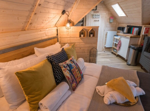 Punch Tree Cabins Cosy Cabin in the Woods for Two