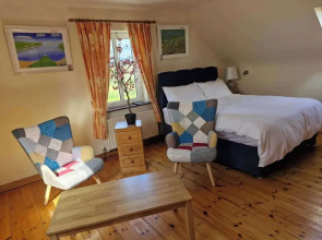 Cosy Cahirciveen Villa - Stunning Views