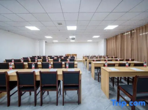 Bazhou Korla Yunji Hotel