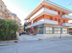 Beautiful Apartment in Civitanova Marche With Wifi and 2 Bedrooms