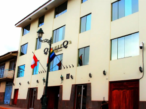 Qarmenqa Hotel