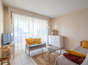 Agréable appartement et terrasse à 2 pas de la mer