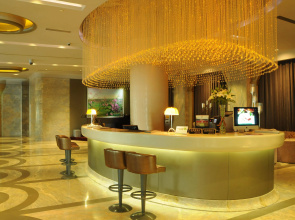 Elegant Hotel Shanghai Bund