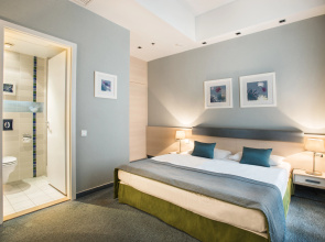 Atrium Fashion Hotel