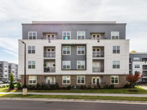 Kasa FreeMoreWest Charlotte