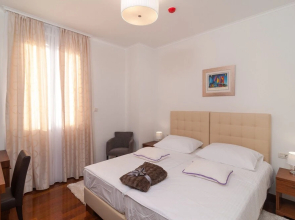 Luxury Rooms near Beach 2