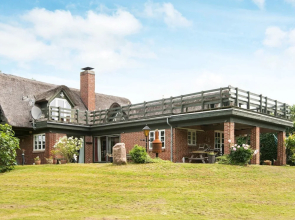 Cozy Holiday Home in Ebeltoft With Private Whirlpool