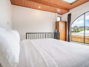 1BR Modern Private Pool Villa