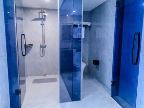 Leishen Electric Sports Hotel