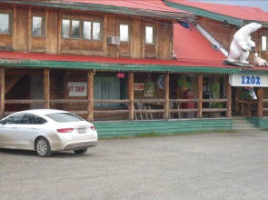 1202 Motor Inn