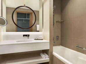 Mercure Dubai Gold District