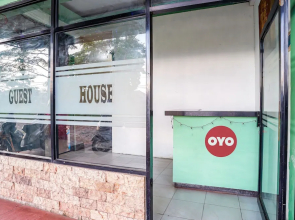 OYO 92609 Guest House Malay Singkawang