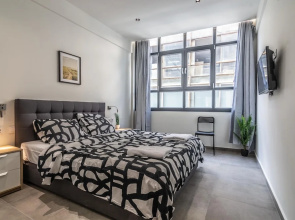 Plenty Apartments Apollo