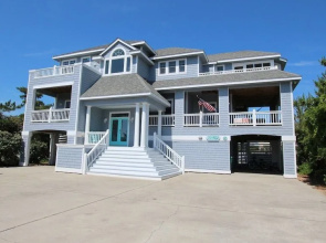 Beach Magic - 5 Br home by RedAwning