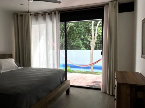 Condo Alejandro by Villas HK28