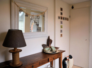 Cozy Holiday Home in Noordwijkerhout near Lake