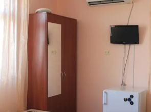 Guest House U Morya