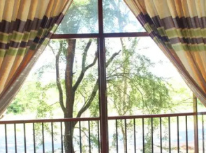Snow Mirage Hotel